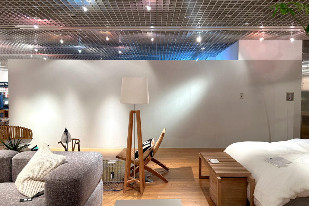 【FARROW&BALL × ザ コンランショップ新宿店】ペイントレッスン:ビフォー は白い壁
