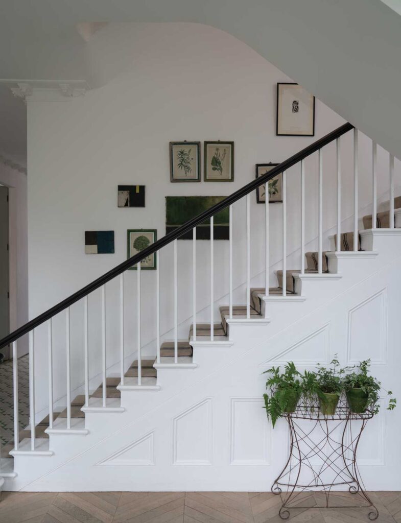 最もクールでモダンなアーキテクチュラルニュートラル / FARROW&BALL No2005 All White