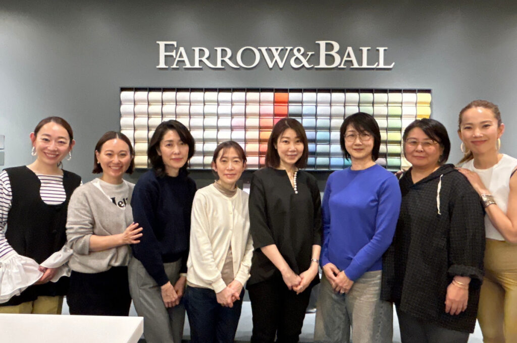 ワークショップ参加者の皆様と集合写真。